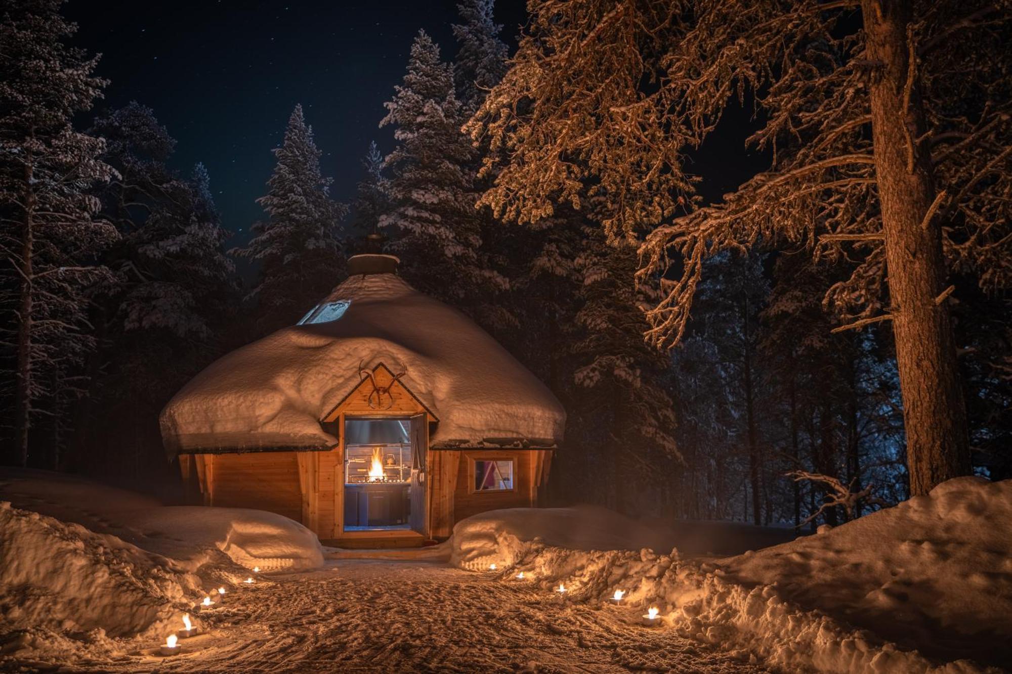 Kuukkeli Log Houses Aurora Resort Saariselka Exterior photo
